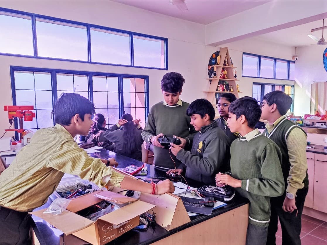 Pragyan School, G. Noida students learning through hands-on robotics