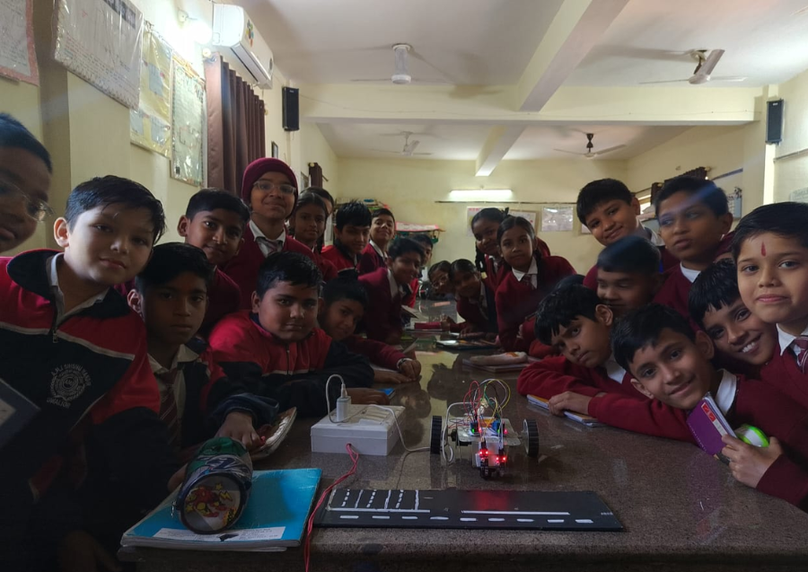 How Hands-On STEM Learning Boosts Creativity and Problem-Solving Skills
