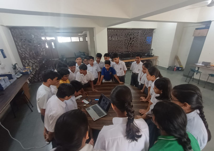Bridging Academia & Industry: How Schools Can Benefit from AI Collaborations